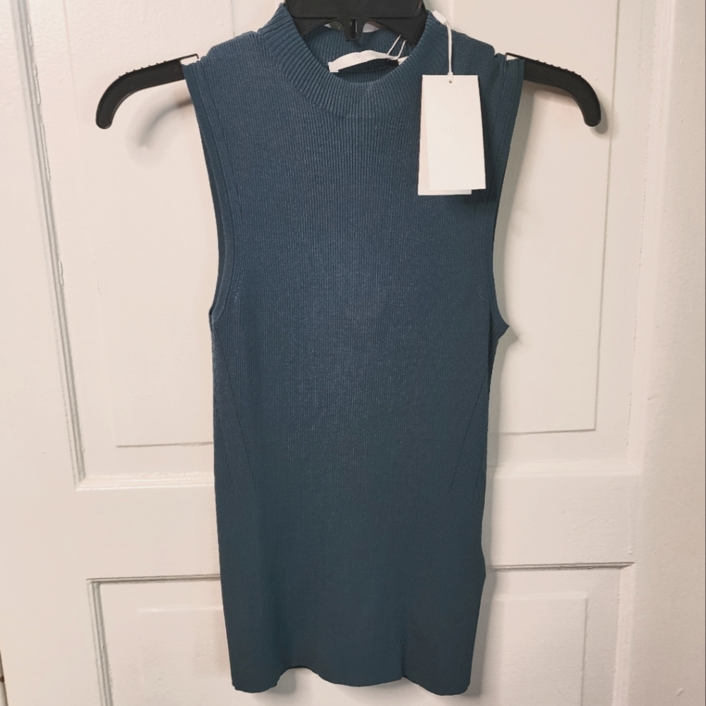 NWT BOSS Fesk Top